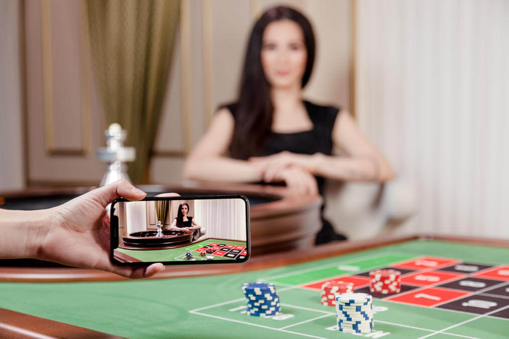 Live Casino Online with a mobile