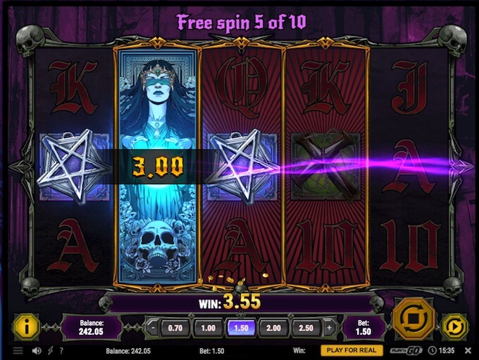 House of Doom slot free spins feature